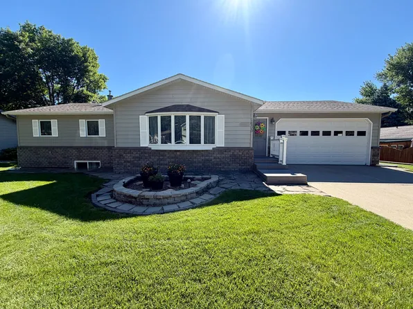 1635 Buffalo Trl, Brookings, SD 57006