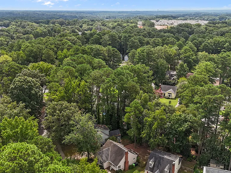 4504 Liverpool Ln — Photo 34