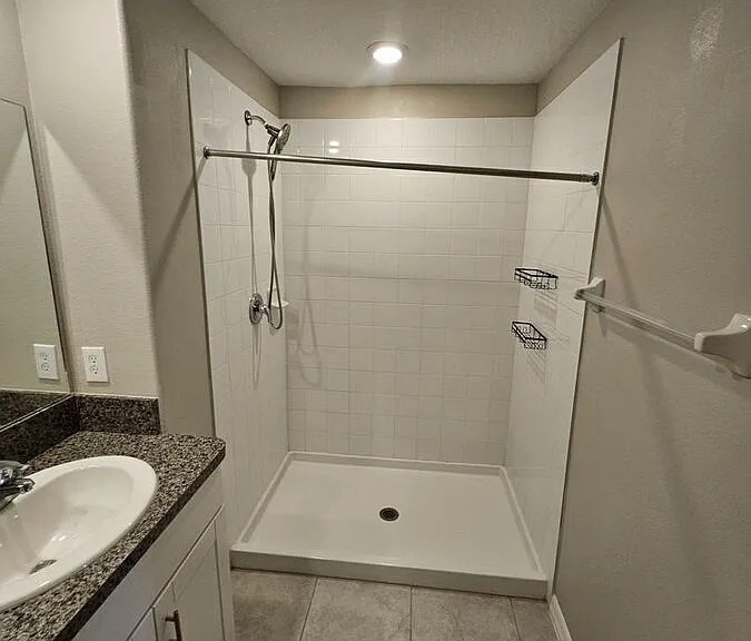4408 Eternal Prince Dr — Photo 9