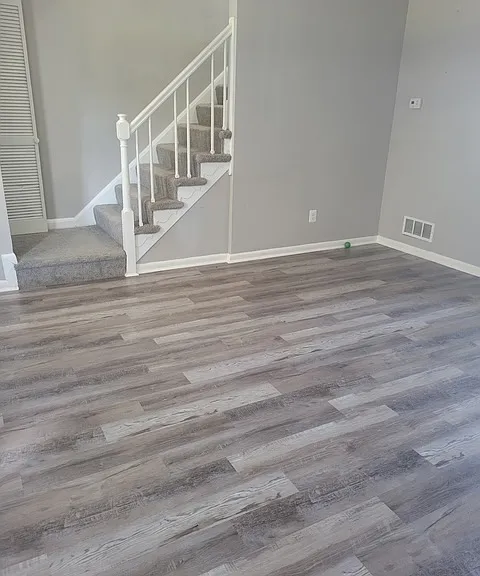 1737 Stokesley Rd — Photo 2