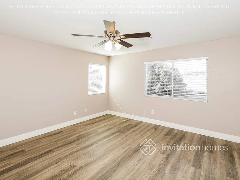 207 Malcolm St — Photo 13