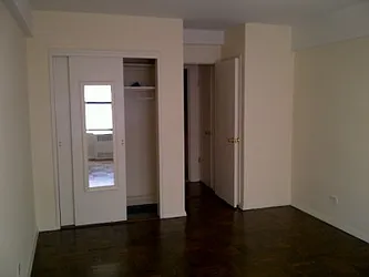 Rented by Classic Marketing- 530 Park1