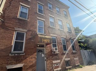438 N 34th St #2F, Philadelphia, PA 19104