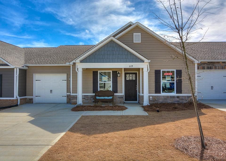 1st image of 2119 Bonneville Circle