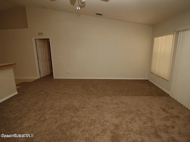 1266 Buffing Cir SE — Photo 6