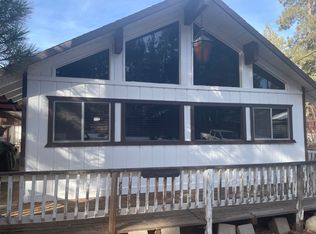 40140 Mahanoy Ln, Big Bear Lake, CA 92315