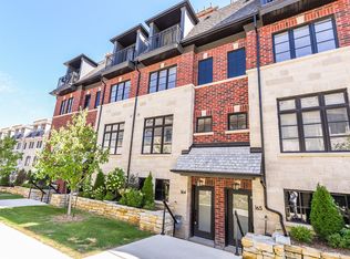 50 Lunar Cres #164, Mississauga, ON L5M 2P6