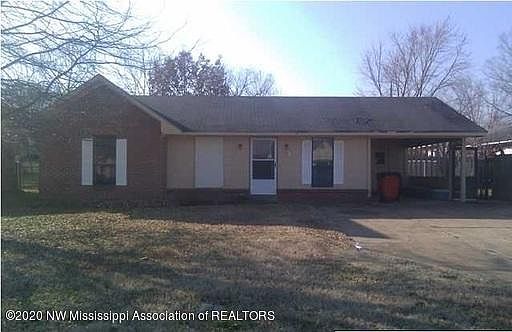 1st image of 6105 Somerset Dr
