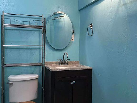 5th image of 2528 Magnolia Ln
