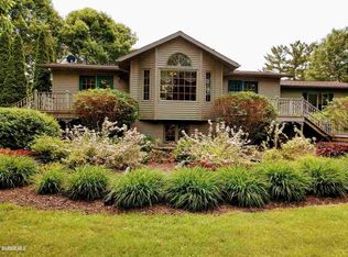 10375 Lovers Ln, Mount Carroll, IL 61053