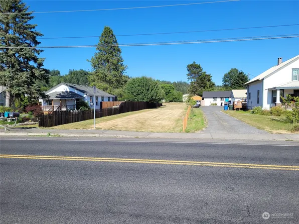 833 20th Street SW, Chehalis, WA 98532