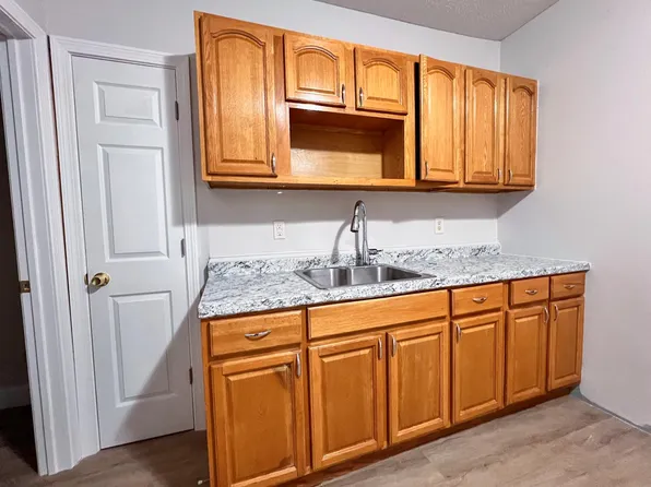 200 Nelson St #1, Hartford, CT 06112