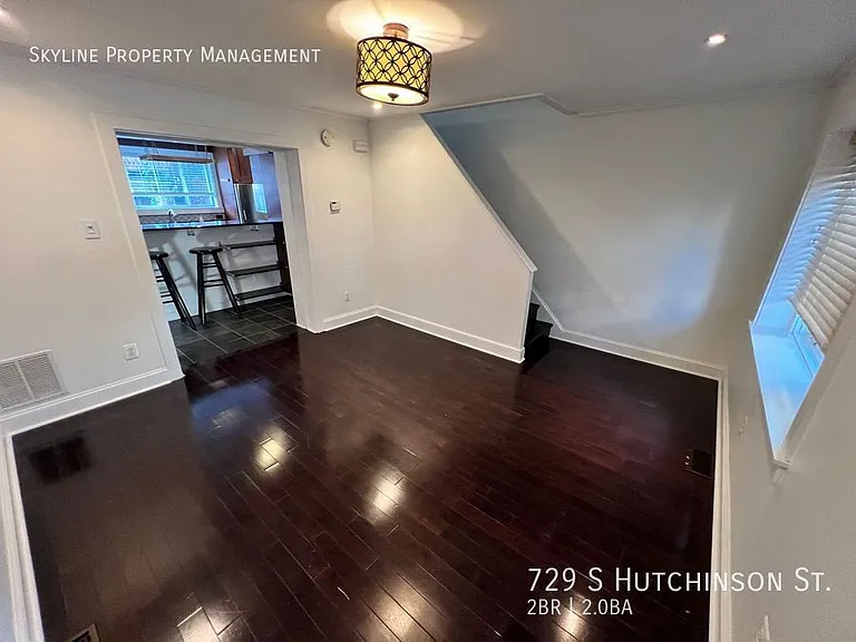 729 S Hutchinson St — Photo 4