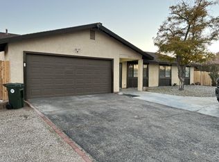 18405 Owatonna Rd, Apple Valley, CA 92307