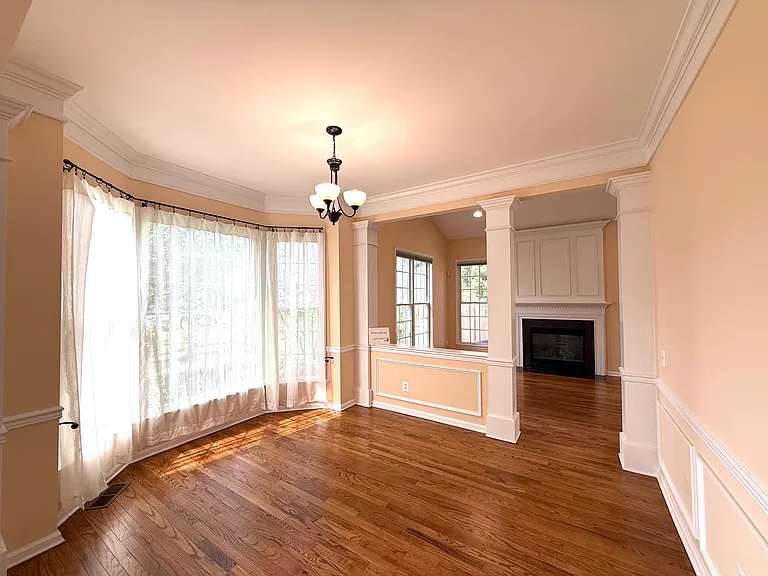 8 Trewbridge Ct — Photo 4