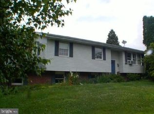 34 Hollow Horn Rd, Erwinna, PA 18920