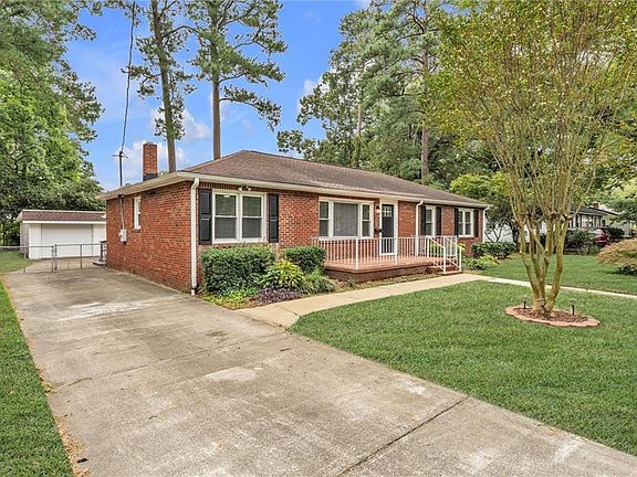 2nd image of 3645 Wedgefield Ave