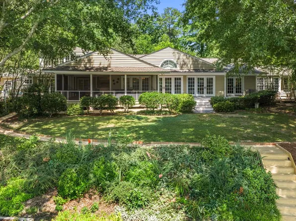 91 Church Prong Ln, Weems, VA 22576