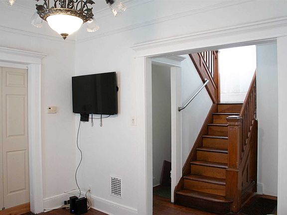 5th image of 88-29 78th St