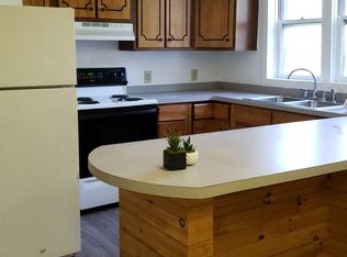 621 Lamson Rd APT 1, Baldwinsville, NY 13027