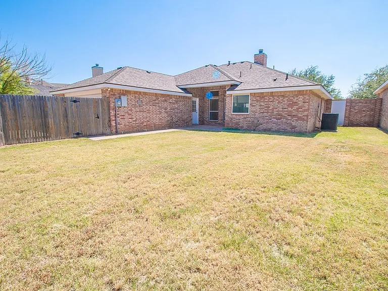 4906 Quartz Ln — Photo 22