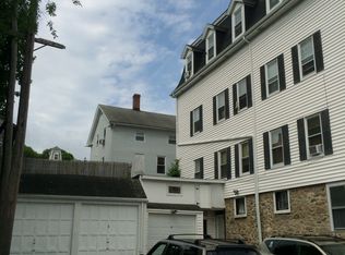 68 Winter St APT 2L, Manville, RI 02838
