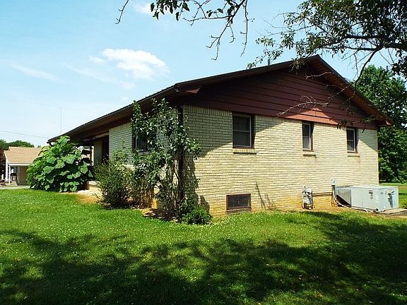 5th image of 1313 Shelby McCallum Dr