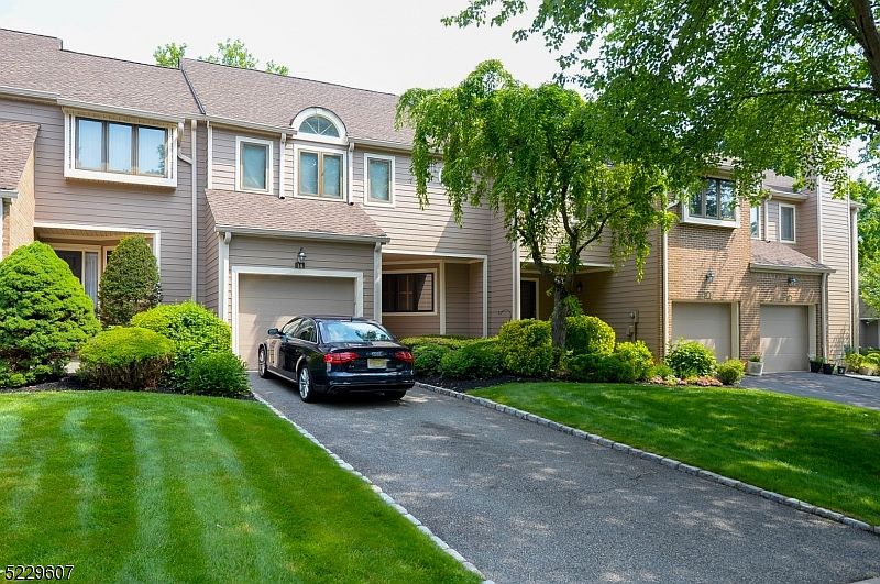 14 Gabriel Dr, Montville, NJ 07045 Zillow