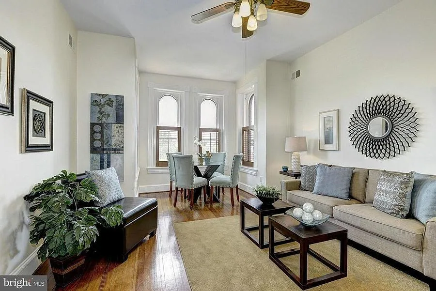 408 Seward Sq SE APT 7 photo 1