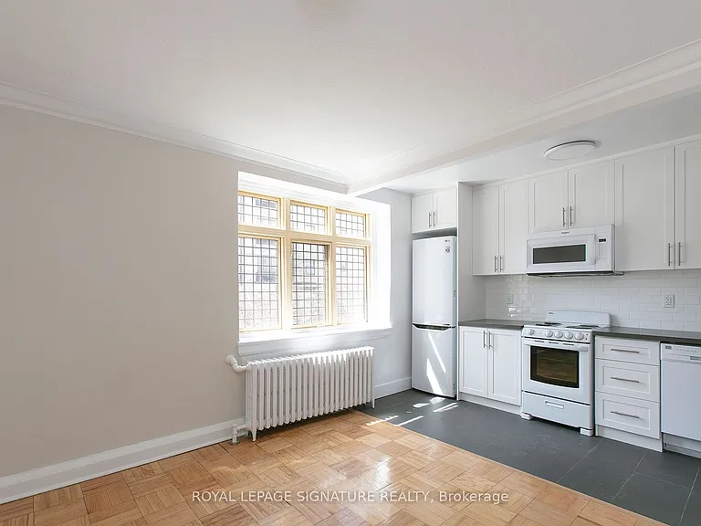 398 Avenue Rd #523 — Photo 3