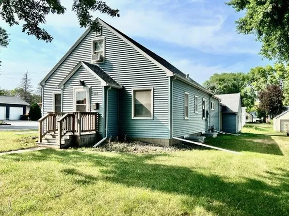603 E Wyoming St, Redwood Falls, MN 56283