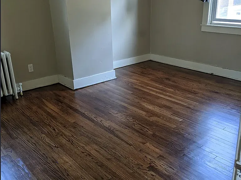 957 Flemington St — Photo 10