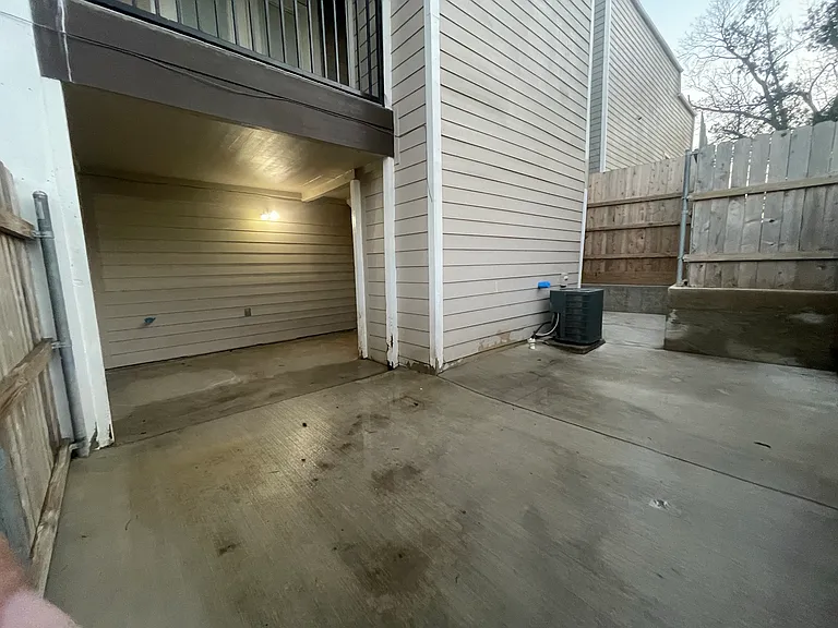 5815 Phoenix Dr #3 — Photo 12
