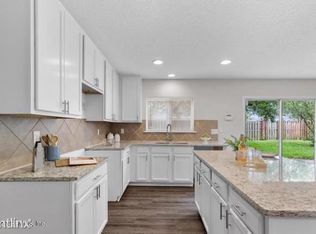 1119 Autumn Point Ct, Jacksonville, FL 32218