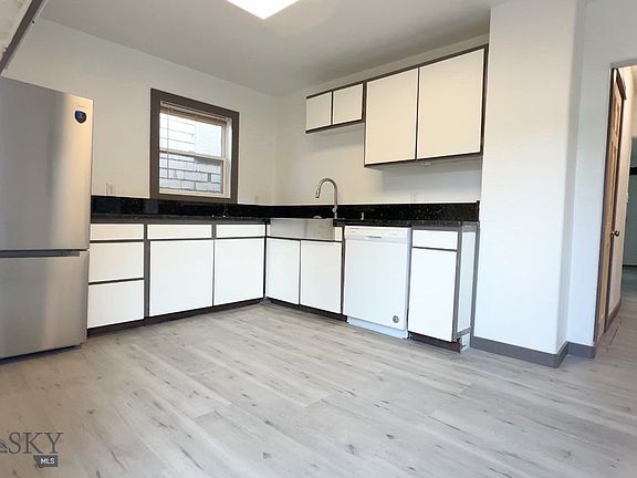 2nd image of 1103 W Mercury St