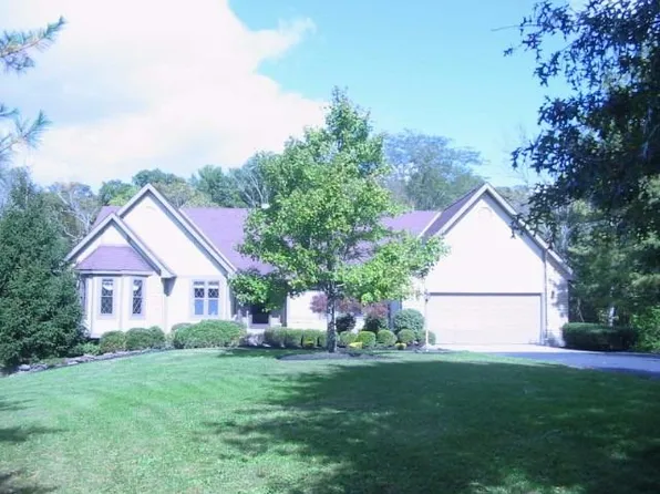 3921 Dee Dr, Okeana, OH 45053