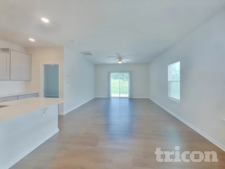169 Magnolia St — Photo 3