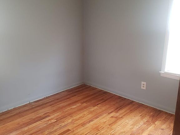 5th image of 1816 Detroit Ave