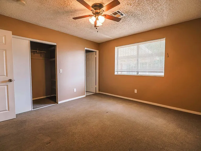 4465 Halbert Ave — Photo 8