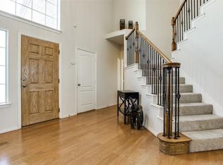1908 Gladwynne Way, Arlington, TX 76012