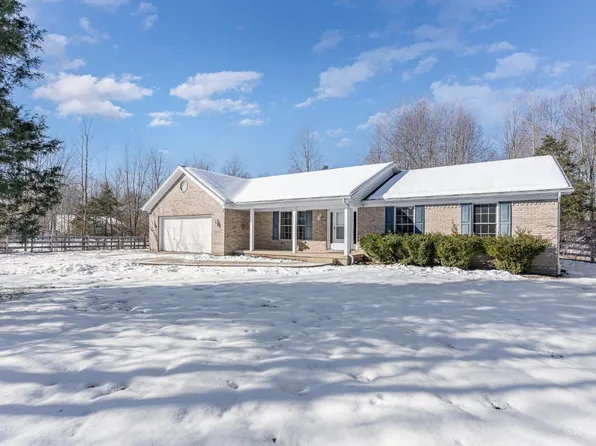 16025 Colonial Dr, Williamsburg, OH 45176