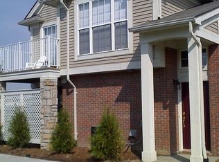 52348 Naugatuck Dr, Macomb, MI