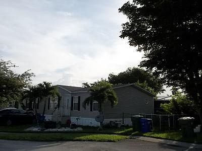 2nd image of 21820 NW 2nd Ct