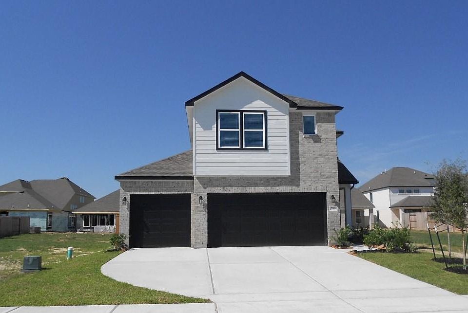 1st image of 750 Marion Pl