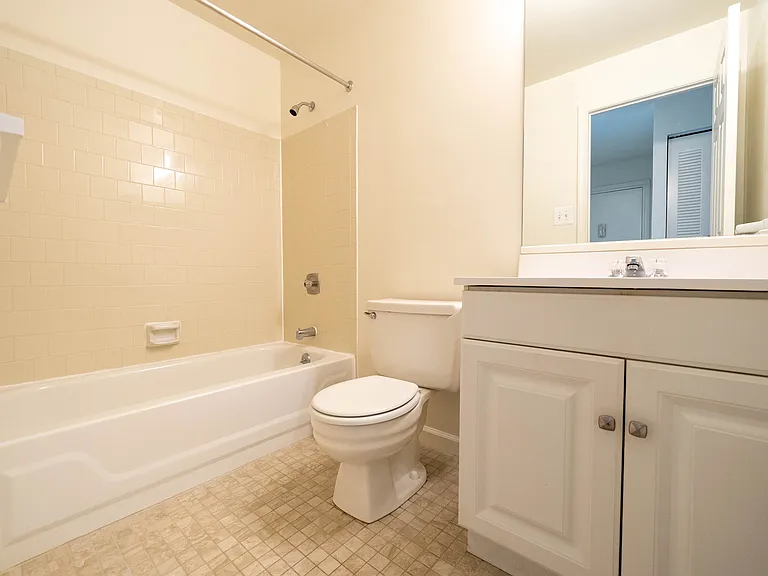 Apartments of Harborside Village — Photo 24