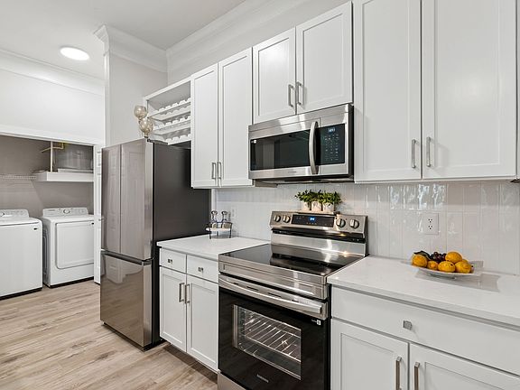 4th image of 7105 Old Katy Rd APT 2209