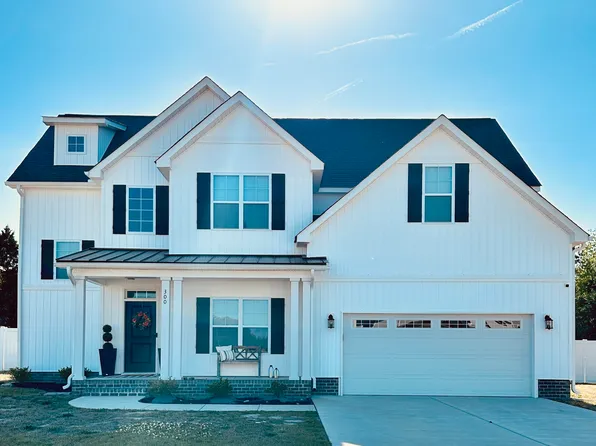 300 Shortleaf Drive, Grimesland, NC 27837