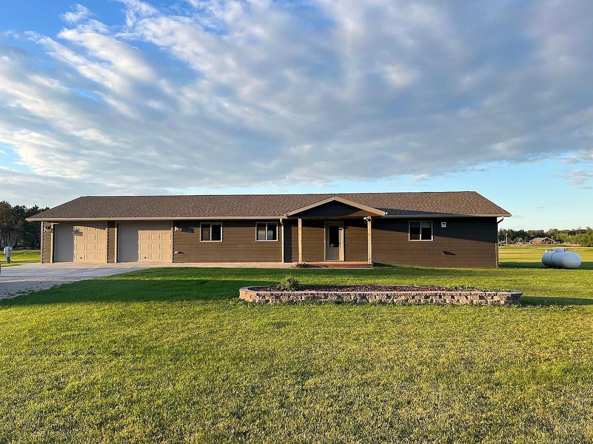 2934 27th St NW, Baudette, MN 56623 | Zillow