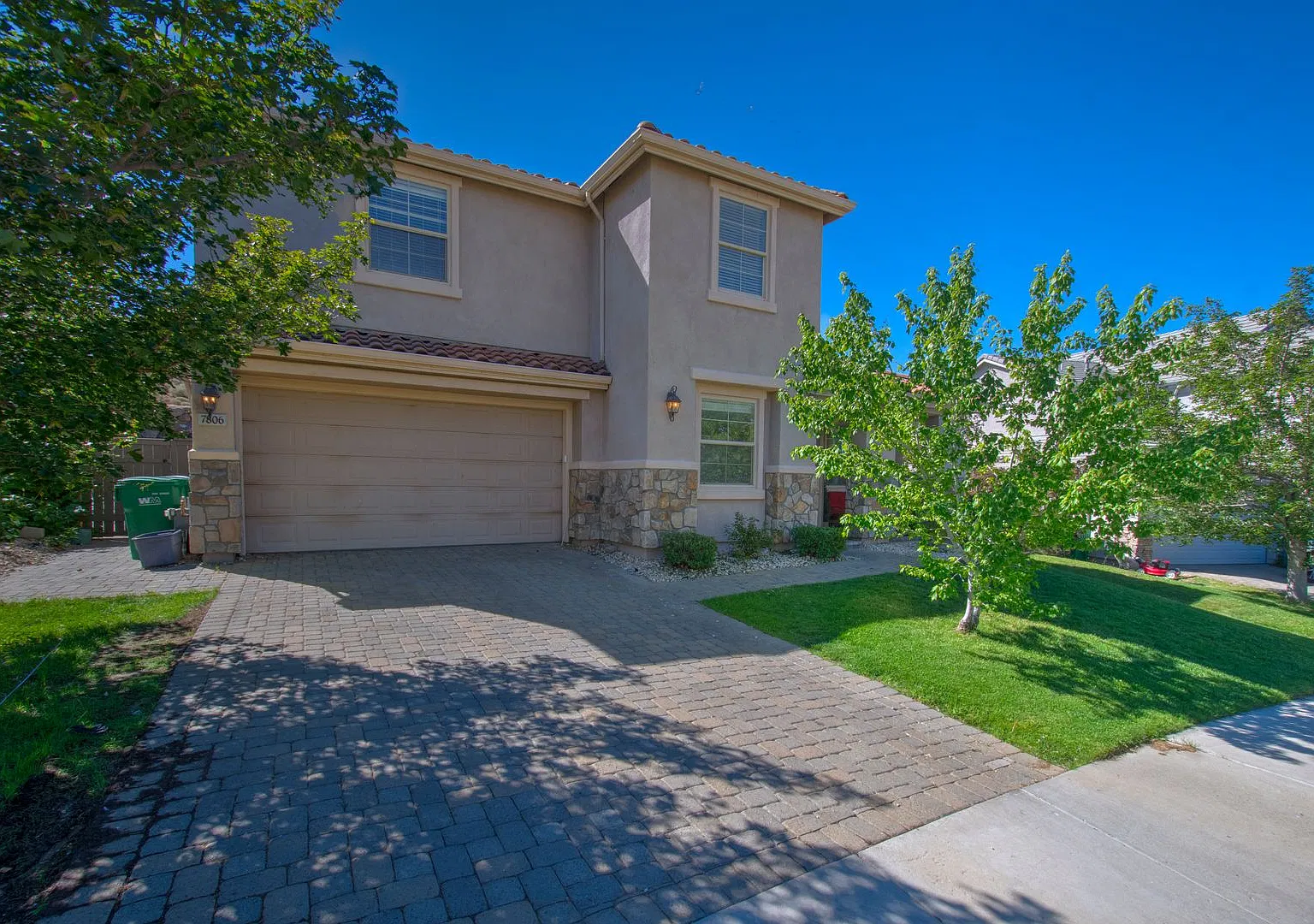 Spacious 4-Bedroom Home with Expansive Backyard in the North Valleys — Photo 1
