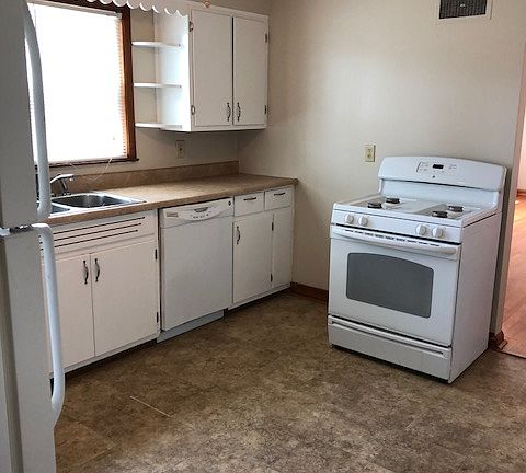 5th image of 1024 Glenmore Ave